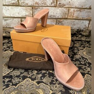 TOD'S Shell Pink Leather Mules Heels Size 6.5 EU 37